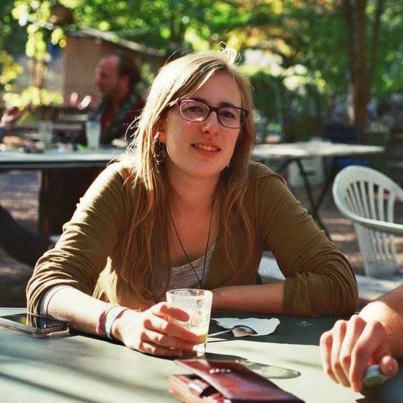 Meet your Posher, Amelia - Picture 1 of 1